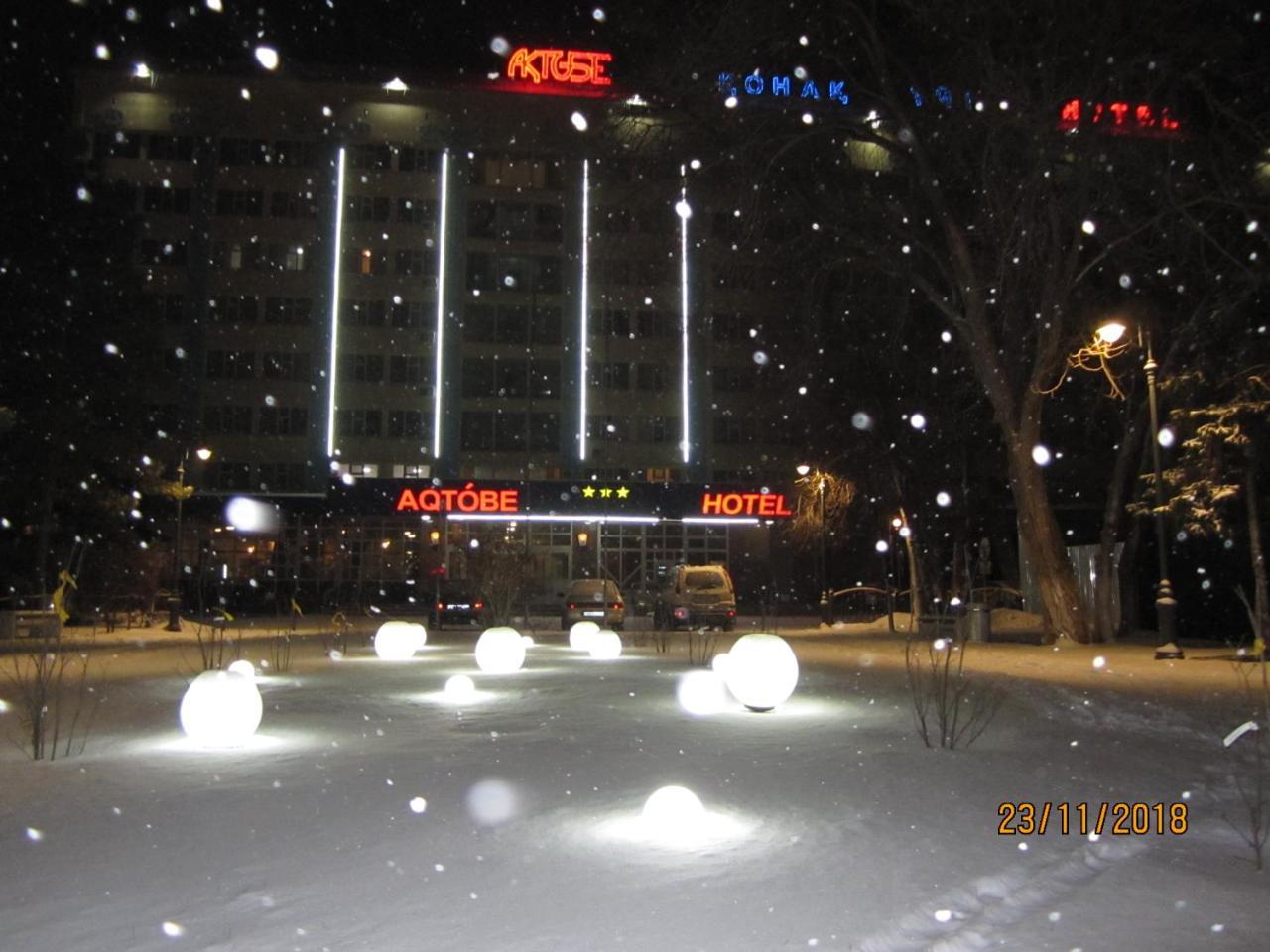Aktobe Hotel Exterior foto